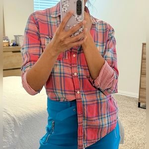 Hollister pink long sleeve t-shirt 💗